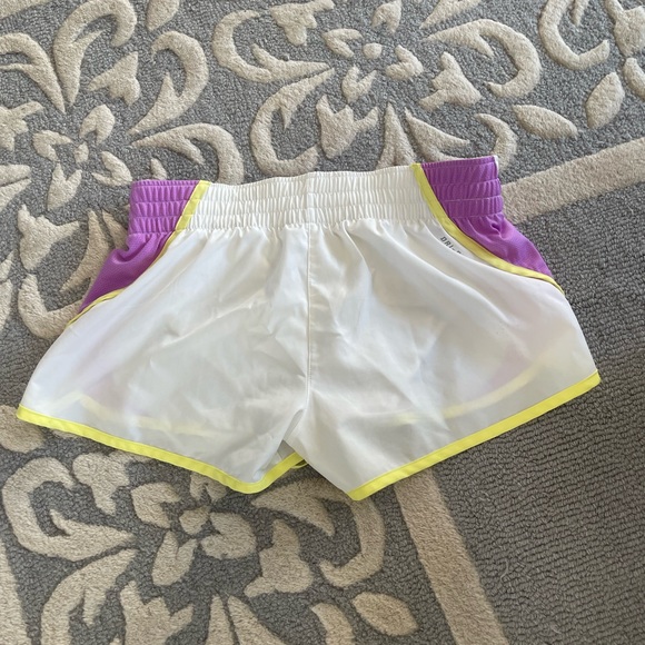 Nike dri-fit shorts - Picture 2 of 2